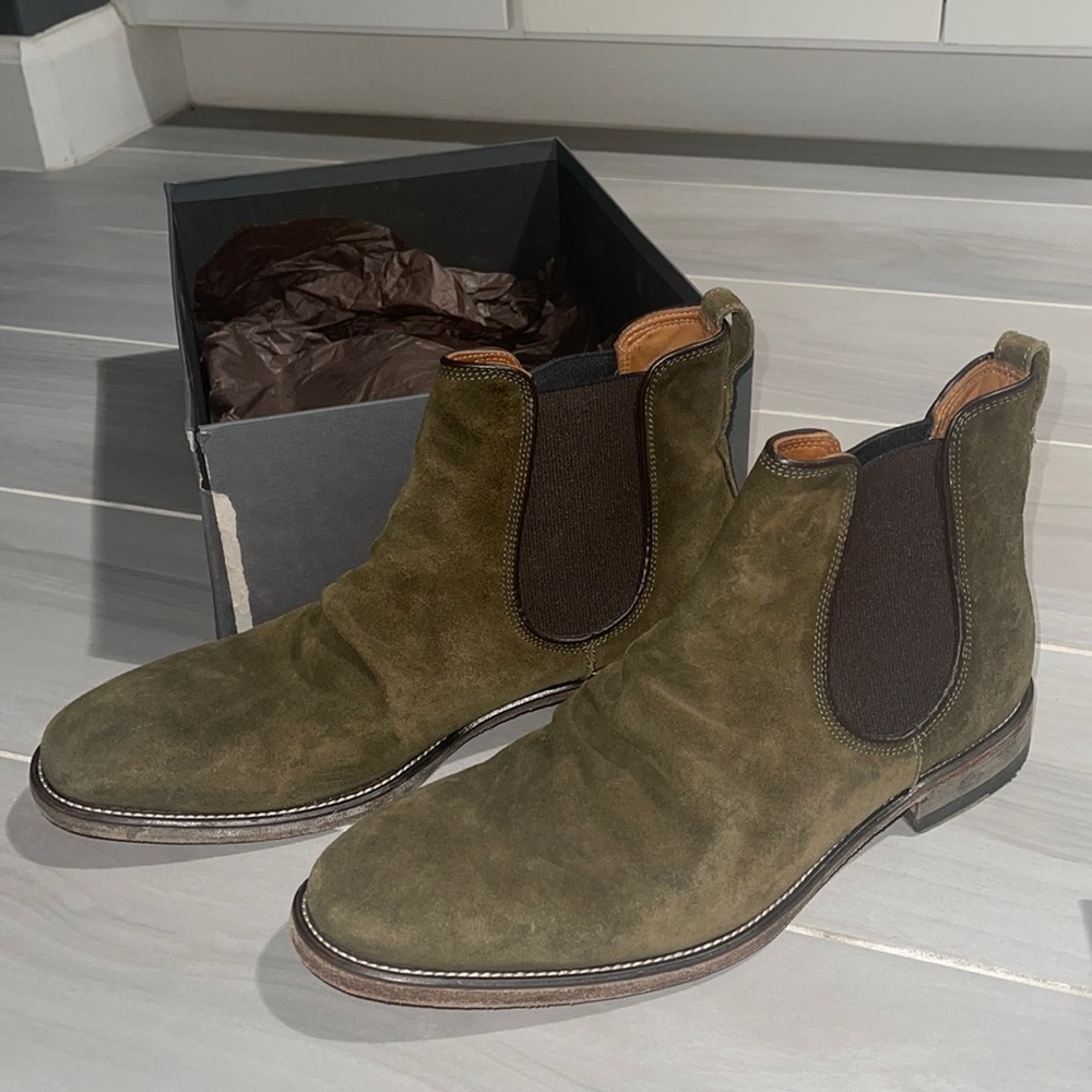 Mens john varvatos boots- green suede